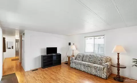 128 Apache Dr, Harlingen, TX 78552 photo 5