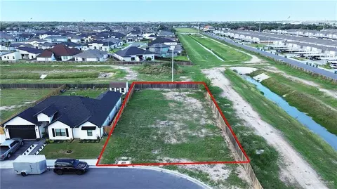 800 Wesley St, Pharr, TX 78577