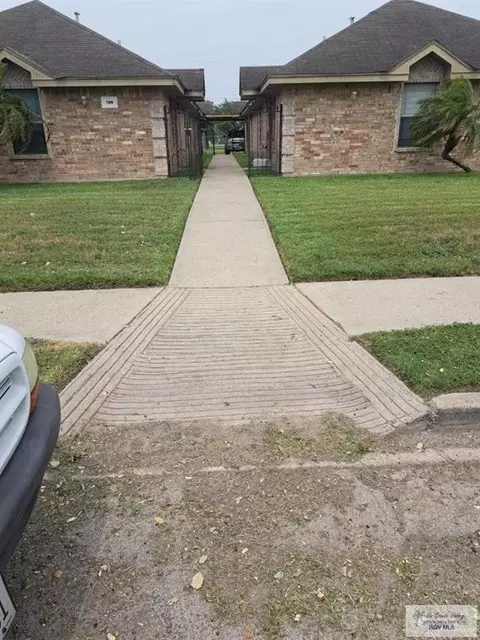 300 W Amy Dr W, San Juan, TX 78589