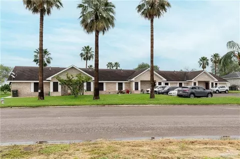 1406 Circle Dr, Mission, TX 78572