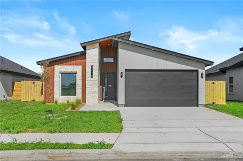 2218 N Piedra Ave, Edinburg, TX 78542