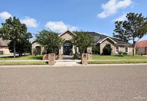 1617 Pebble Dr, Mission, TX 78574
