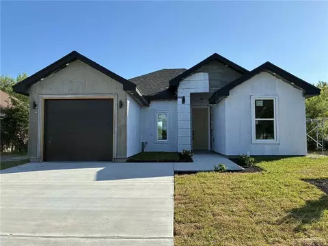 908 E Buchanan Dr, Pharr, TX 78577