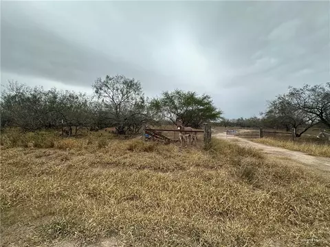 2325 E State Highway 285, Falfurrias, TX 78355