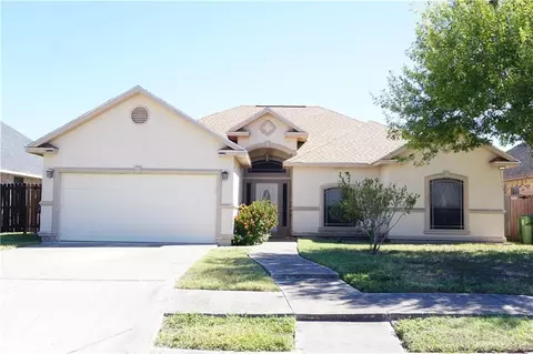 4840 Larkspur Dr, Brownsville, TX 78526