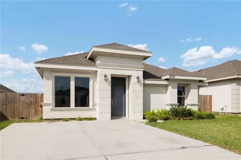 10729 N Sugar Bear Dr, Edinburg, TX 78541