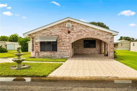 1009 Las Flores Dr, Alamo, TX 78516
