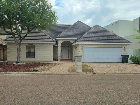 210 Rio Grande Dr, Mission, TX 78572