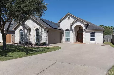 2120 Giselle St, Mission, TX 78574