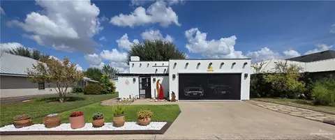 1723 Sun St, Mission, TX 78572