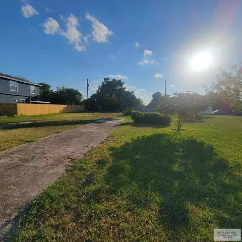 1745 Adams Rd, Brownsville, TX 78521