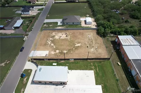 3304 Rodeo Dr, Weslaco, TX 78599