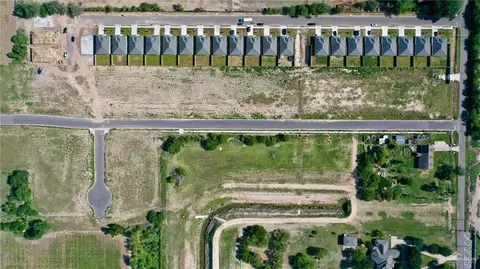 5501 W Oak Hill St, Edinburg, TX 78504