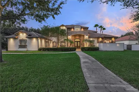 1815 El Mileno Dr, Palmhurst, TX 78573