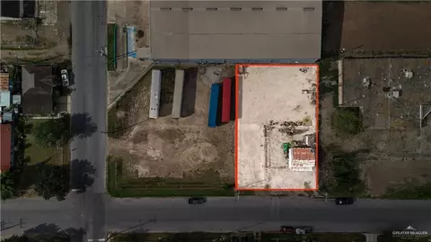 214 E Clark Ave, Pharr, TX 78577 photo 2