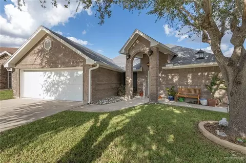 6208 N 29th Ln, Mcallen, TX 78504