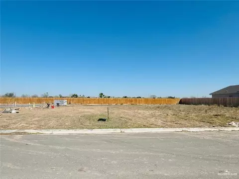 1108 Magnolia St, Mission, TX 78573