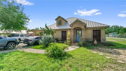 1717 Thompson Rd, Mission, TX 78573