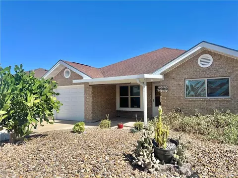 1902 Tyler St, Mission, TX 78572