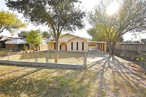 900 N Moorefield Rd, Mission, TX 78572