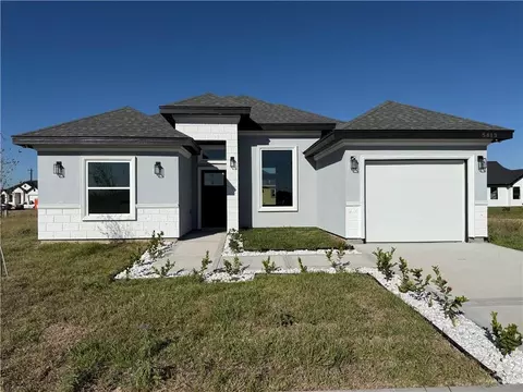 5813 N Rayo Del Sol, Edinburg, TX 78542
