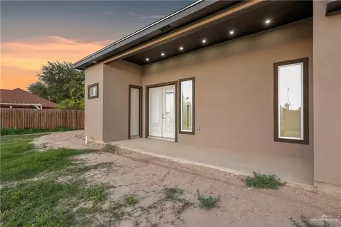 3007 Ebano Ave, Hidalgo, TX 78557 photo 6