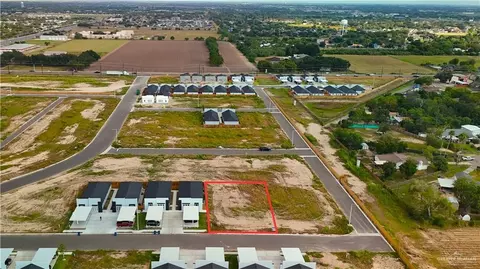 908 13th St, Alamo, TX 78589