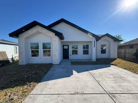 400 Tower Hills St, Alamo, TX 78516