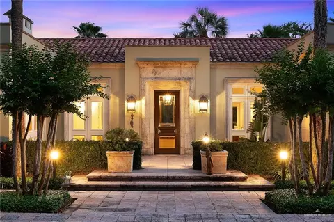 9 Old Orchard Rd, Mcallen, TX 78503