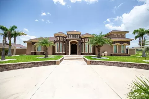 1007 Navajo Dr, Rio Grande City, TX 78582