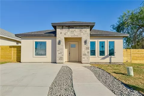 229 Palm Dr, La Joya, TX 78560