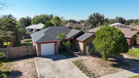 1602 E Rabbit Run Ave, Alton, TX 78573