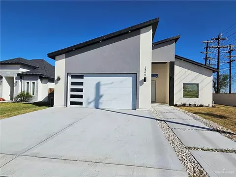 2200 N Revolution St, Edinburg, TX 78541