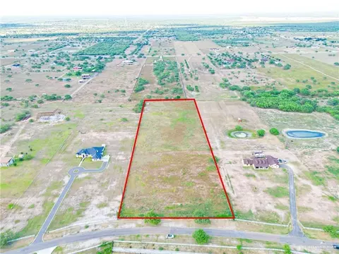 20720 Buck Fawn Dr, Edinburg, TX 78542