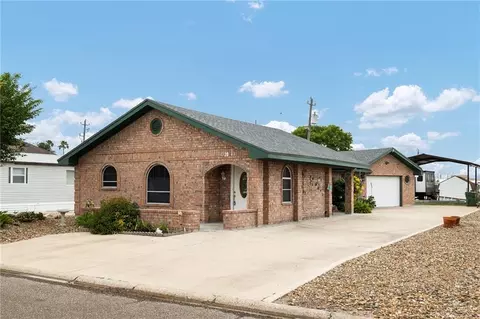 7207 Monroe St, Mission, TX 78572