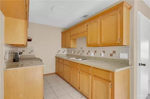 Kitchen - 3000 Ashley Pl, Pharr, TX 78577 photo 1 of 1