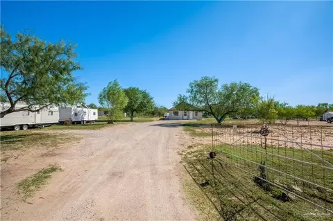 10002 Viznaga Dr, Edinburg, TX 78542
