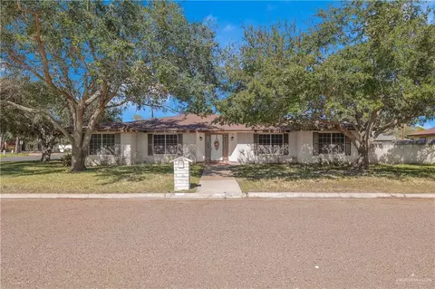 618 W 11th St, Weslaco, TX 78596