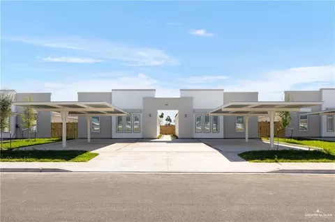 439 Medina Ln, Alamo, TX 78516