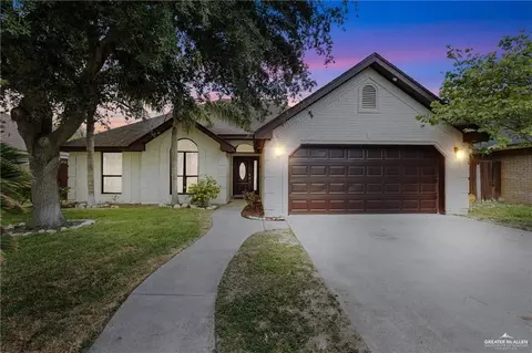 802 Goldfinch Ave, Pharr, TX 78577