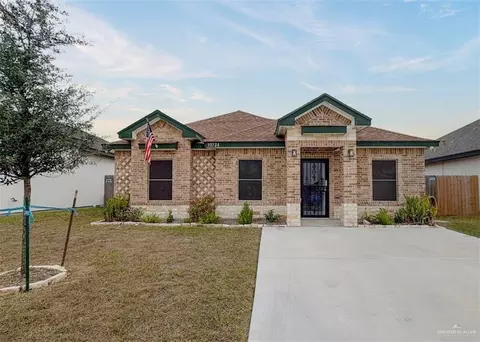 10724 N Sugar Bear Dr, Edinburg, TX 78541