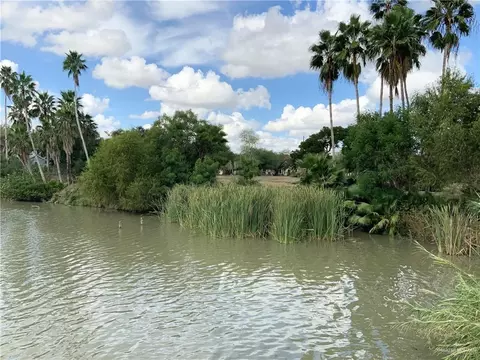 3106 Smith Rd, Brownsville, TX 78526