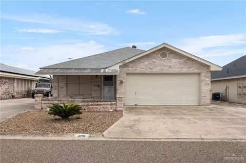1818 Reagan St, Mission, TX 78572