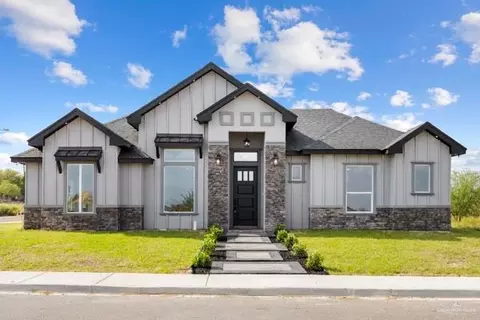 12 James St, Rio Grande City, TX 78582