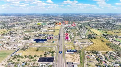 566 W Palma Vista Dr, Palmview, TX 78572
