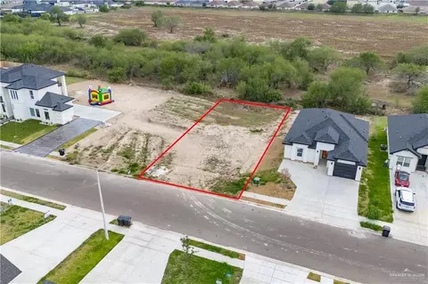1304 W Franklin Ave, Alton, TX 78573