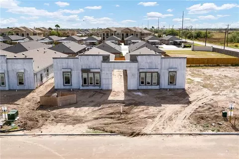 2809 E Hayes Ave, Alton, TX 78573