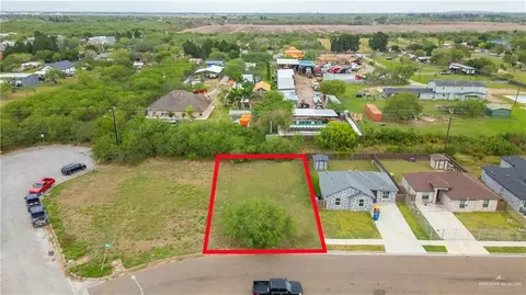 6180 Lynx Dr, Brownsville, TX 78521