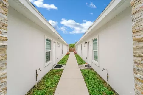 221 Rafael Dr, San Juan, TX 78589