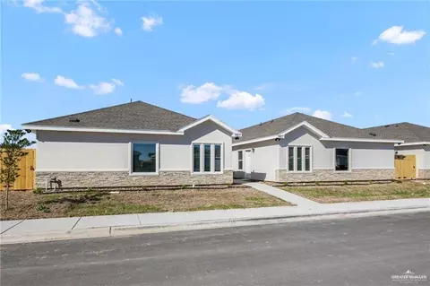 907 N Clarence Ave, Edinburg, TX 78541